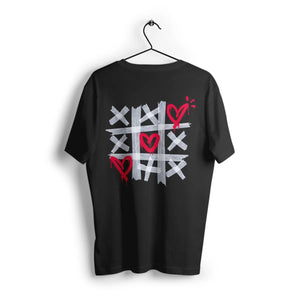 Ikrz | XXX | Shirt im Love Design, detailreicher Rückendruck mit Love Design auf einem schwarzen T-Shirt.