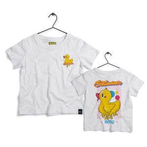 Schlawiner Kids Shirt white - Vorderansicht eines weißen Kinder-T-Shirts mit einem bunten Enten-Motiv auf der Brust.